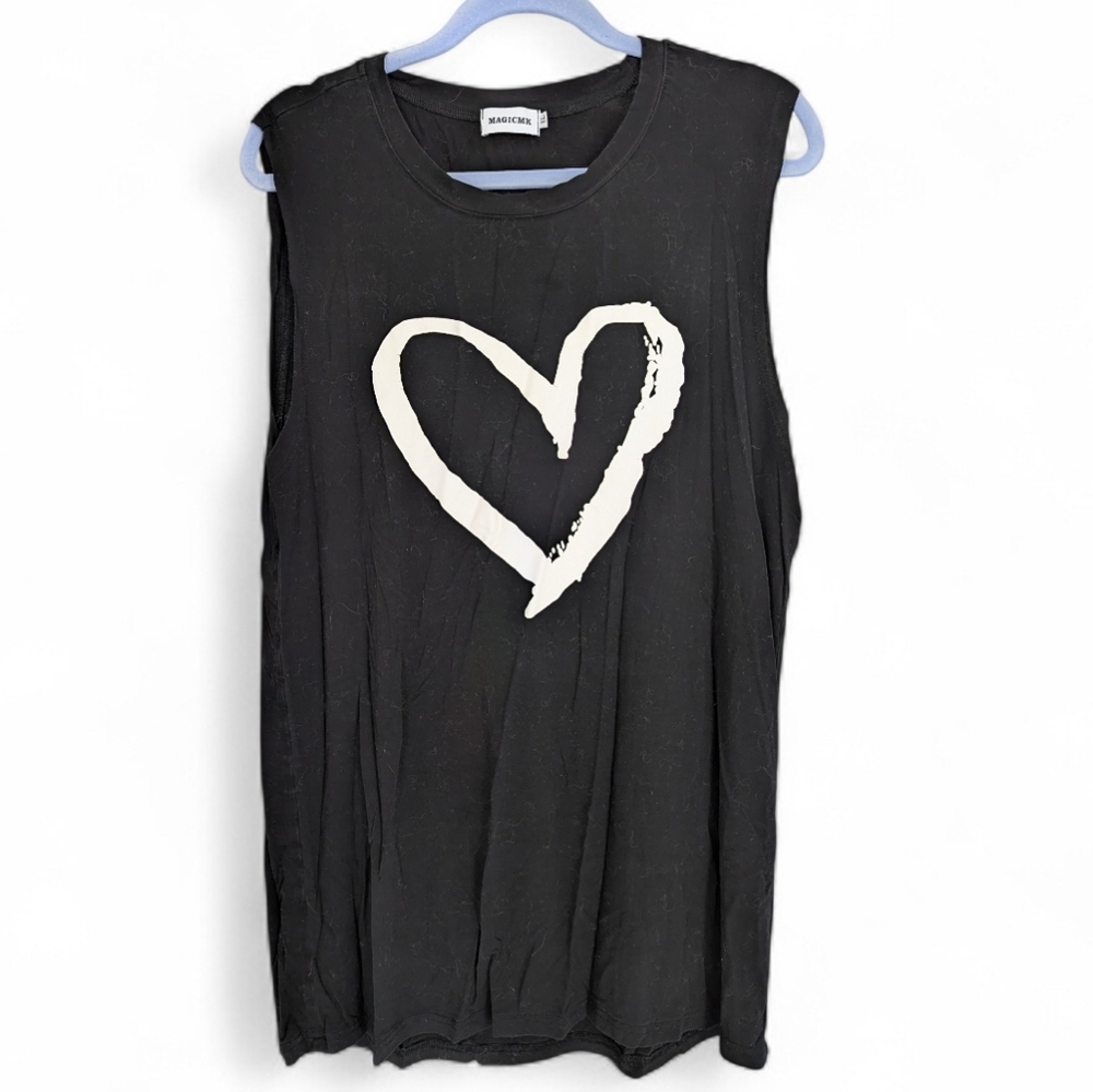 Black Sleeveless White Heart Tee 🖤🤍 Nwot - Size XL